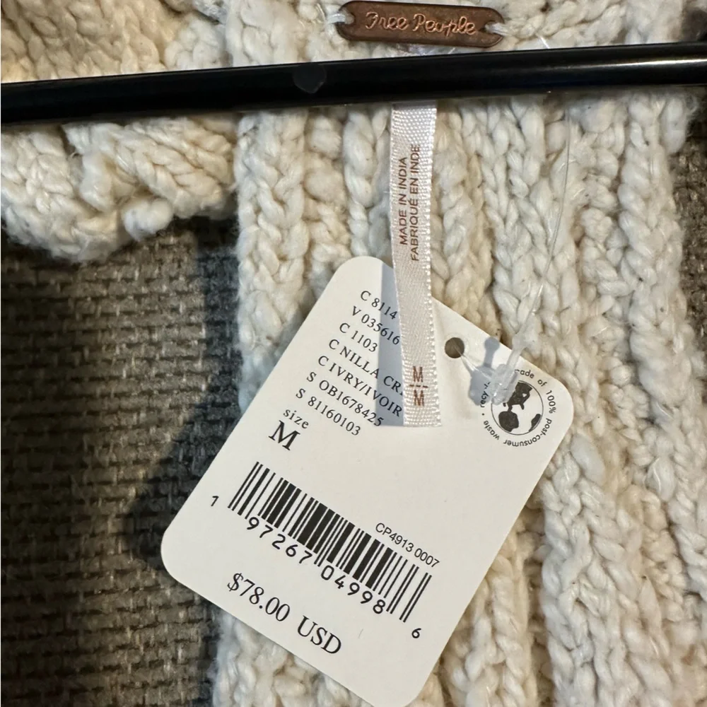 Brand new Free People knit top - Picture 2 of 4